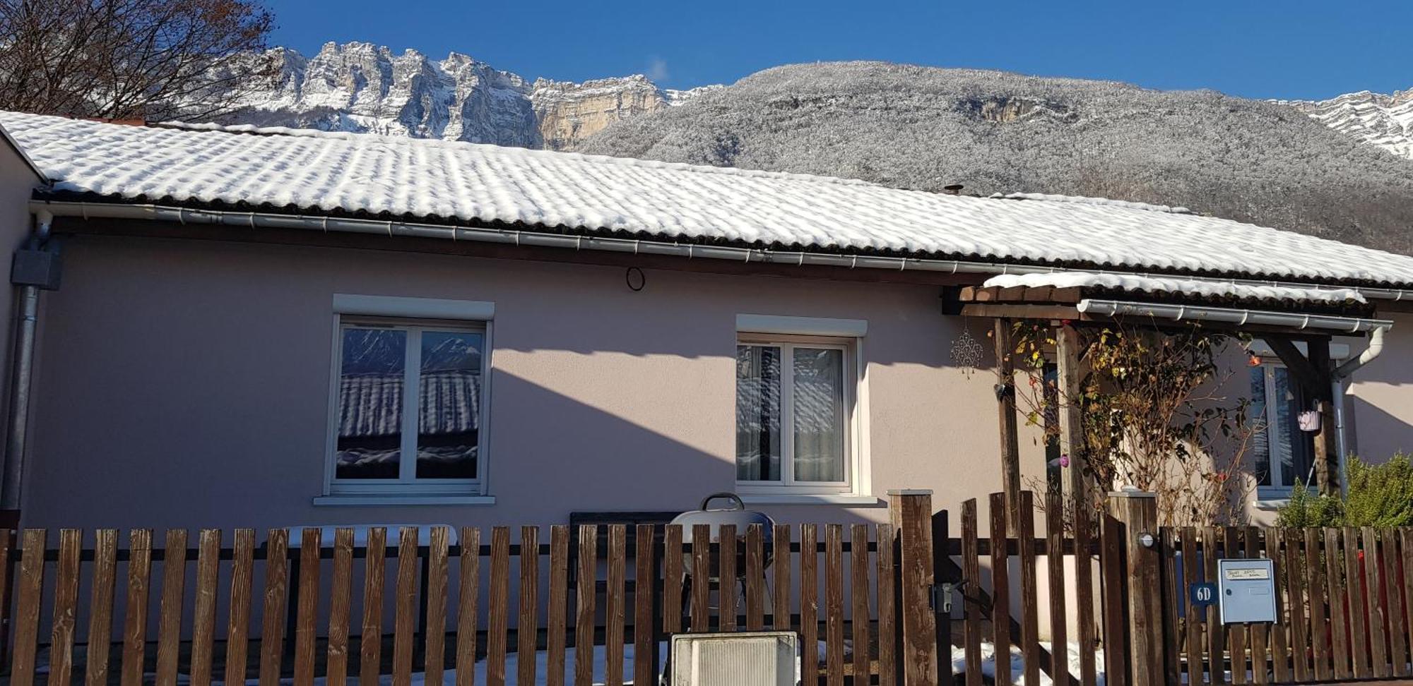 Gite Fabuleux, Jardin, Terrasse, Parking Saint-Vincent-de-Mercuze Eksteriør billede